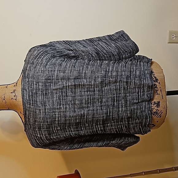 Eileen Fisher Minimalist dark gray marbled linen blend oversized top size Small - Picture 4 of 9